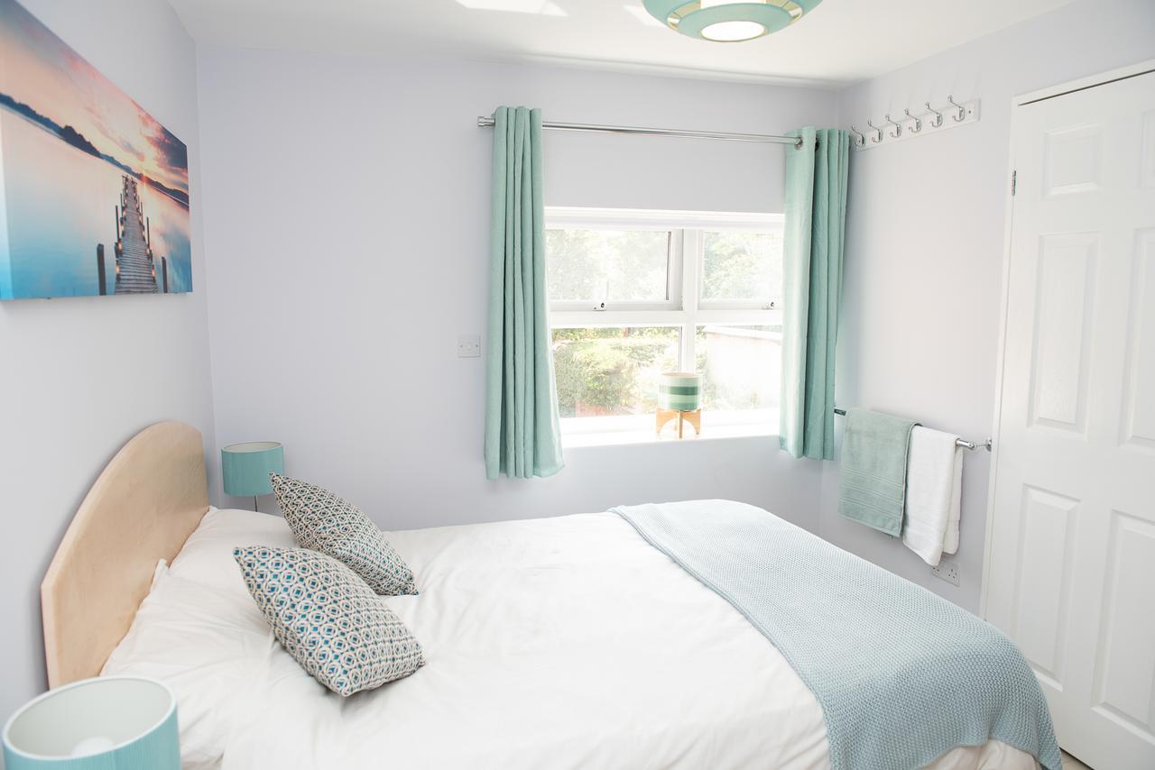 Pinehill Rooms Ридинг Экстерьер фото